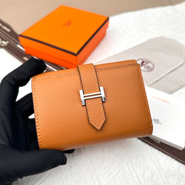 エルメス財布コピー側面デザイン